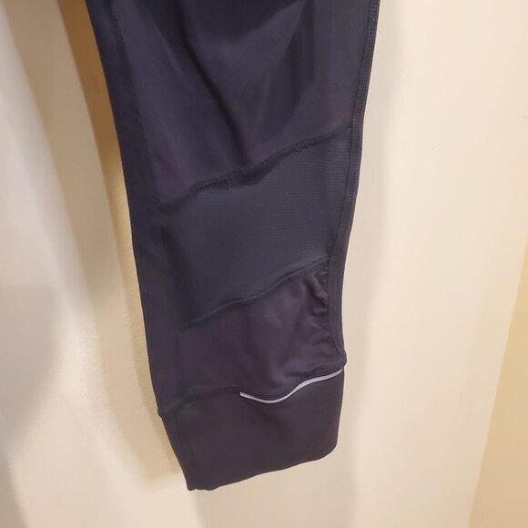 Athleta Black Capri Leggings Size S - Picture 8 of 11